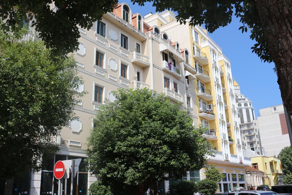 Apartment Vaja Fshavela N16 Batumi Exterior foto
